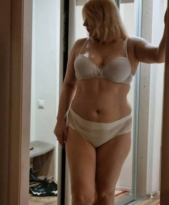 Анкета проститутки Алиночка - Фото 1, Тюмень, 38 лет, №1247